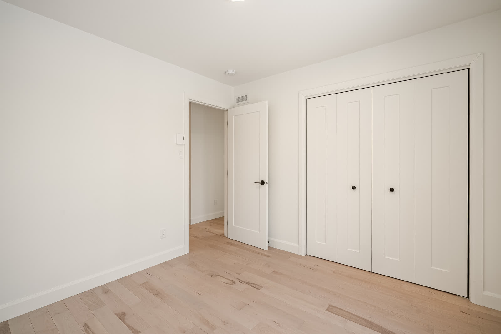Construction neuve scandinave au 1770 rue du Fief, image 21