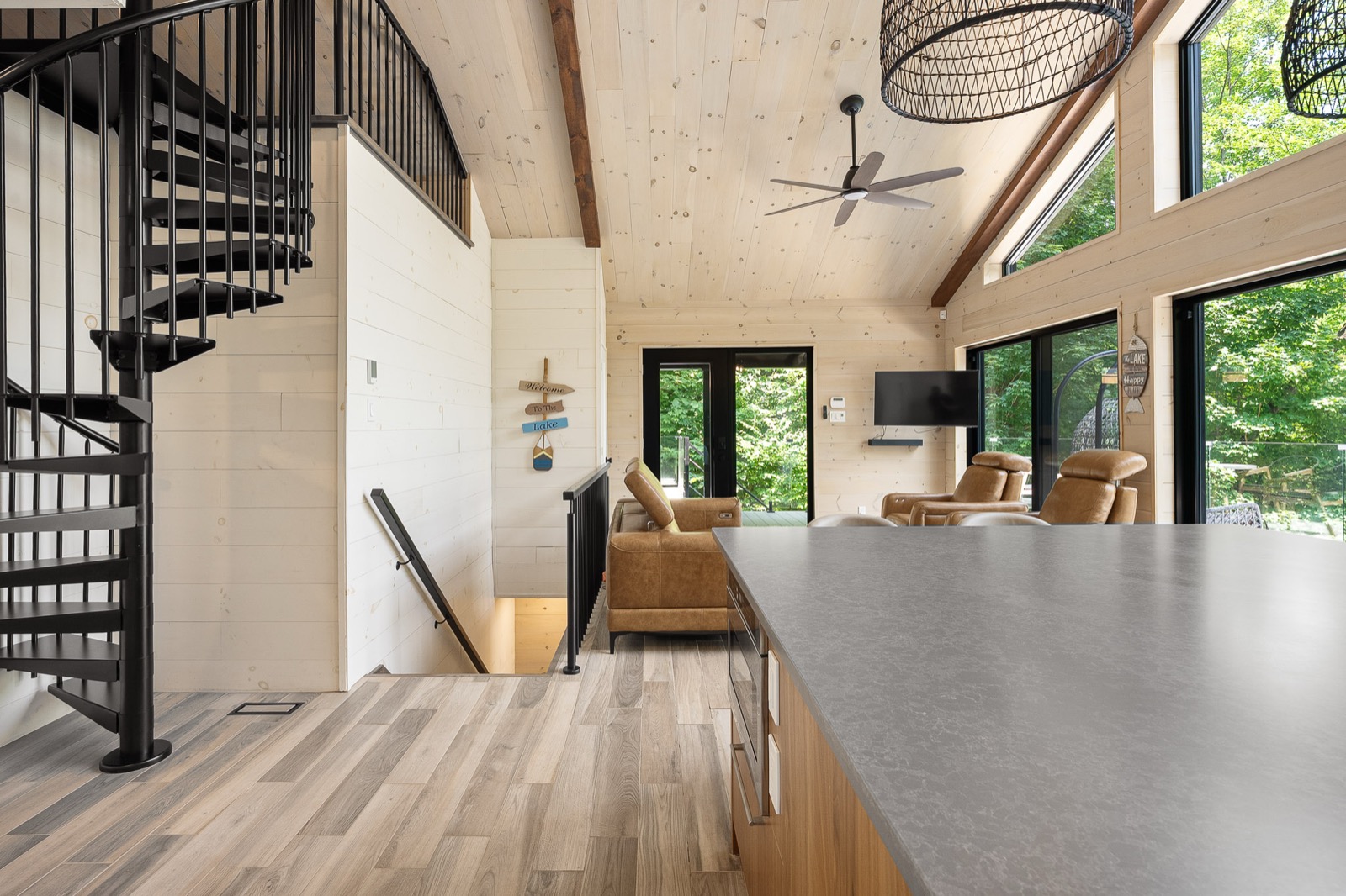 Chalet de lac contemporain au 3861 Chemin Laperrière, image 13