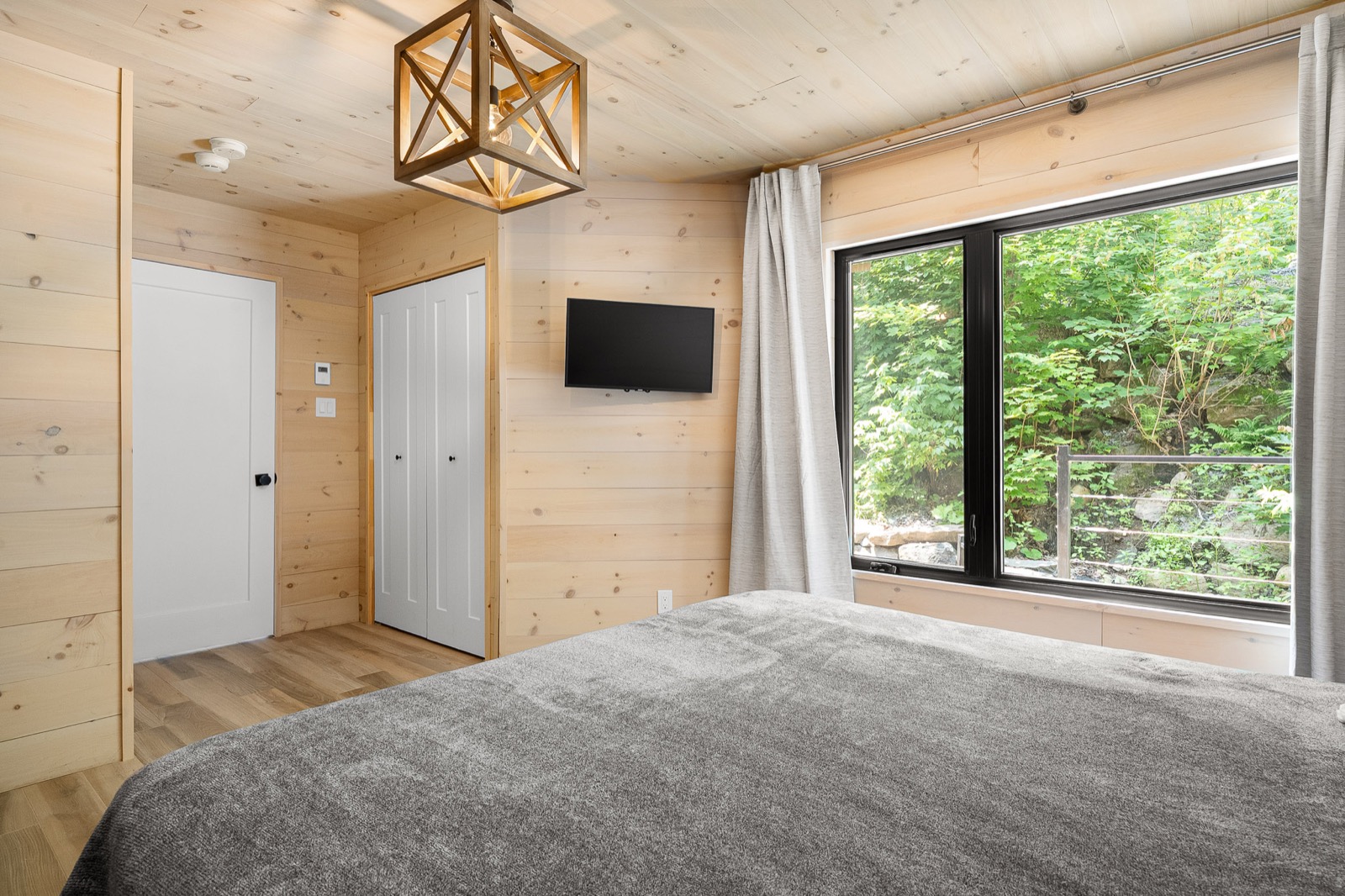 Chalet de lac contemporain au 3861 Chemin Laperrière, image 14