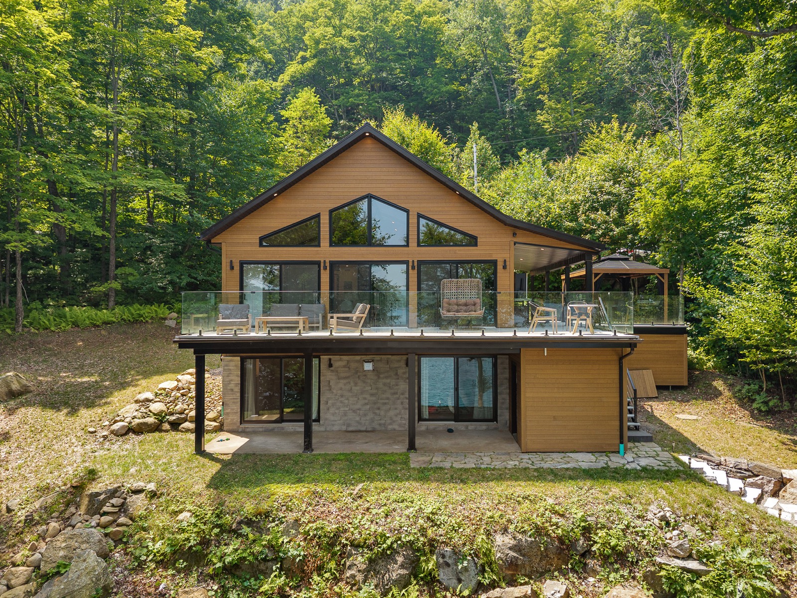 Chalet de lac contemporain au 3861 Chemin Laperrière, image 27