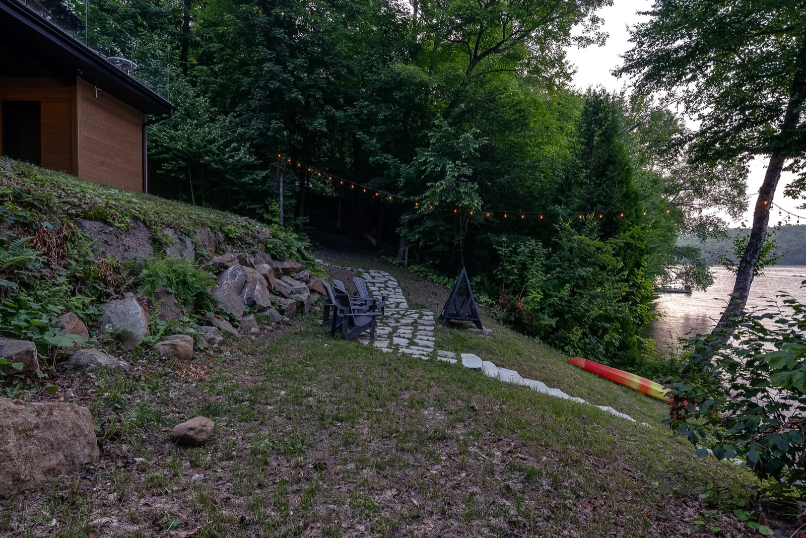 Chalet de lac contemporain au 3861 Chemin Laperrière, image 29