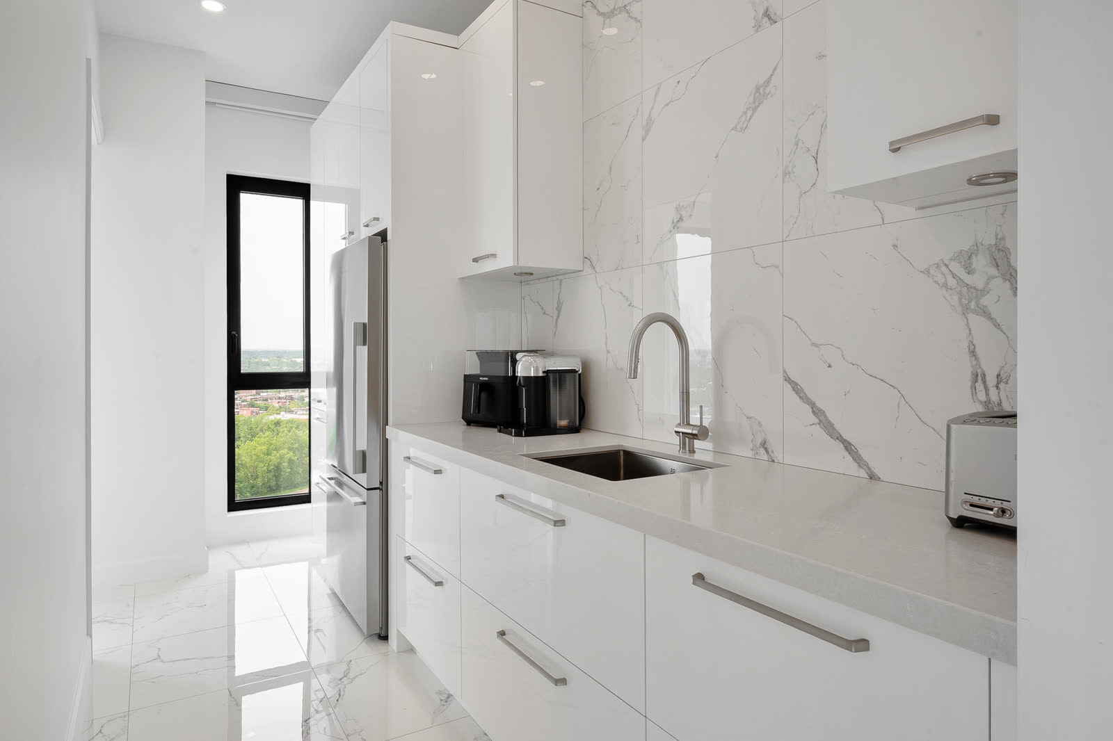 Penthouse au 1400 des Draveurs, Unité 1603, image 2