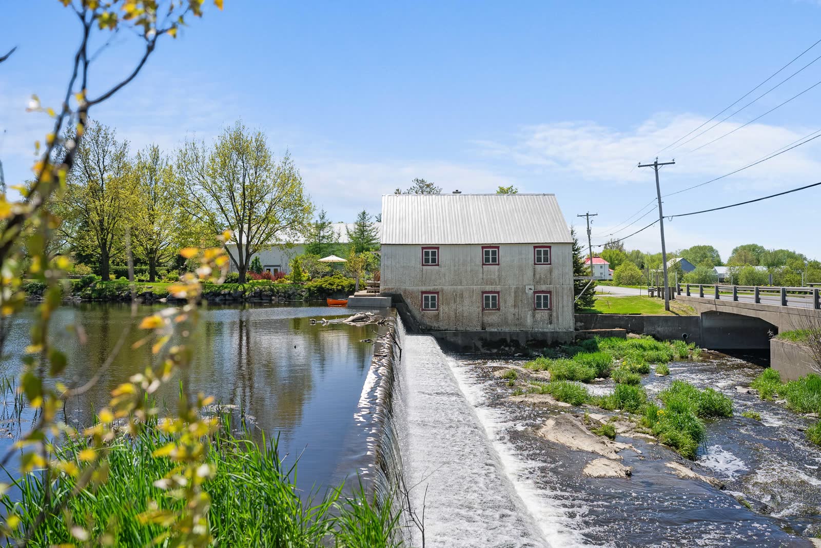 Domaine de moulin ancestral au 266 Route du Vieux-Moulin, image 6