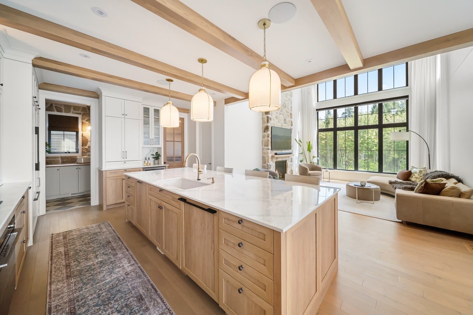 Farmhouse moderne au 170 Rue des Onyx, image 10