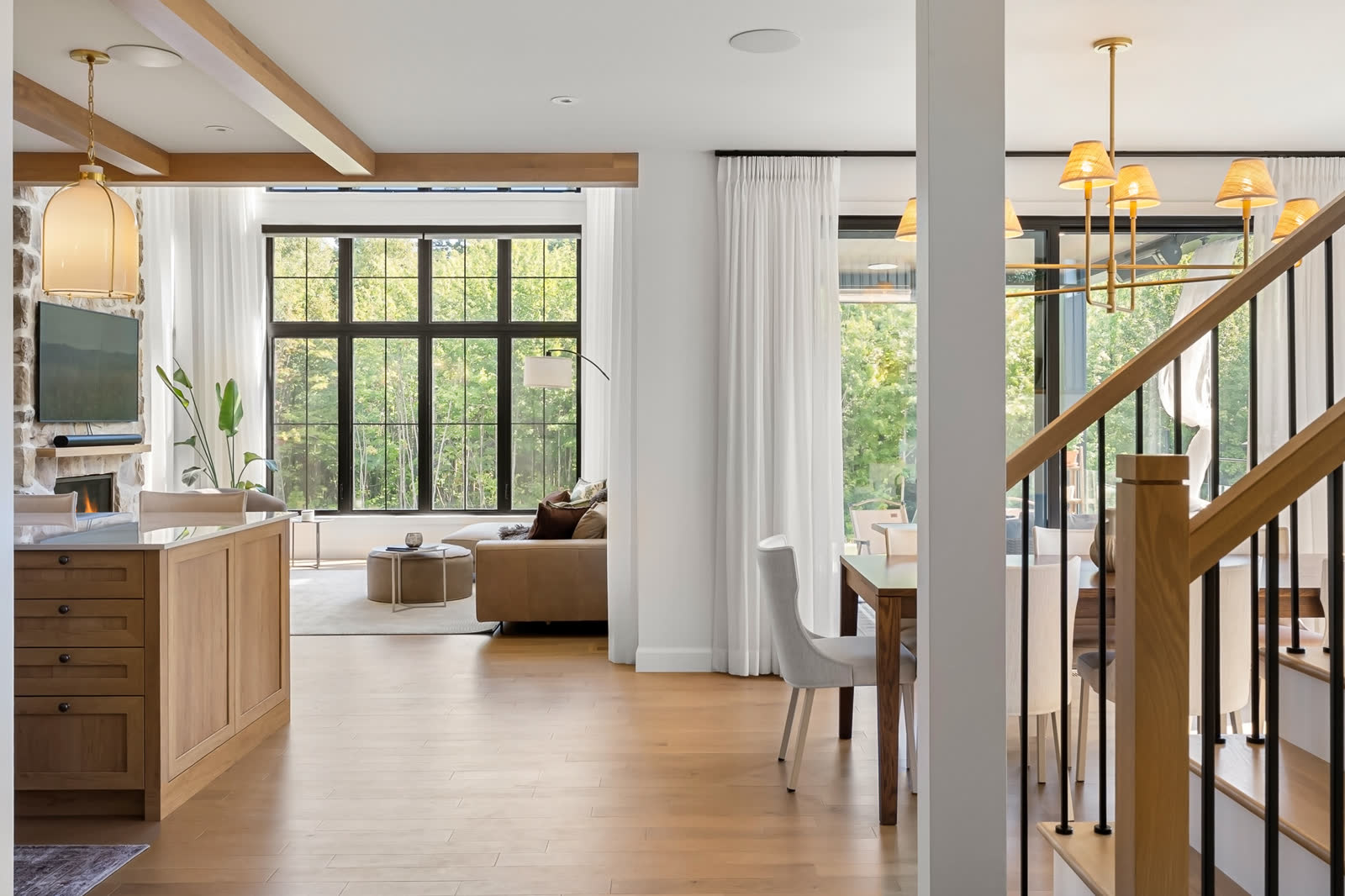 Farmhouse moderne au 170 Rue des Onyx, image 16
