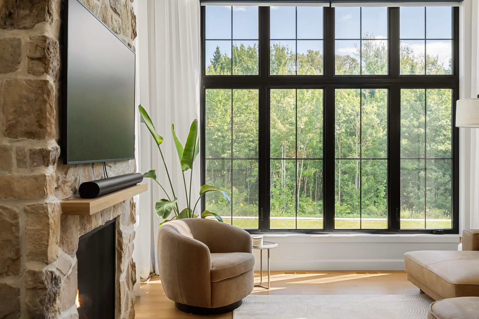 Farmhouse moderne au 170 Rue des Onyx, image 17