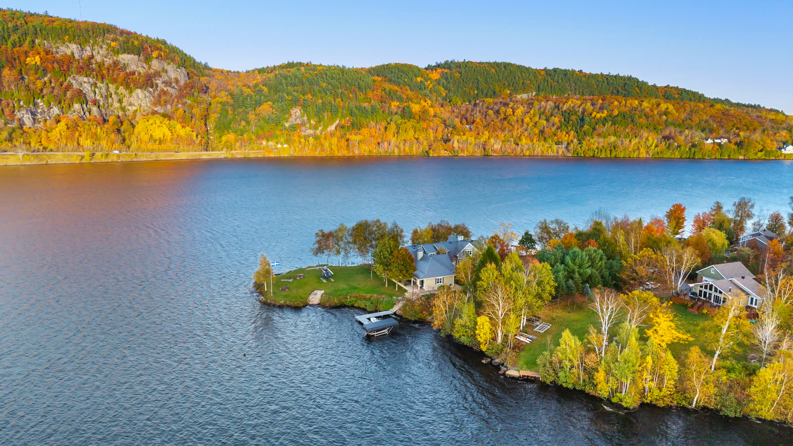 Domaine sur presqu'île au Pointe de l'Île, image 7