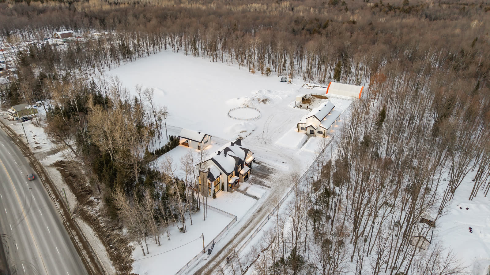 Farmhouse d'hiver au 3545 Bd Thibeau, image 26