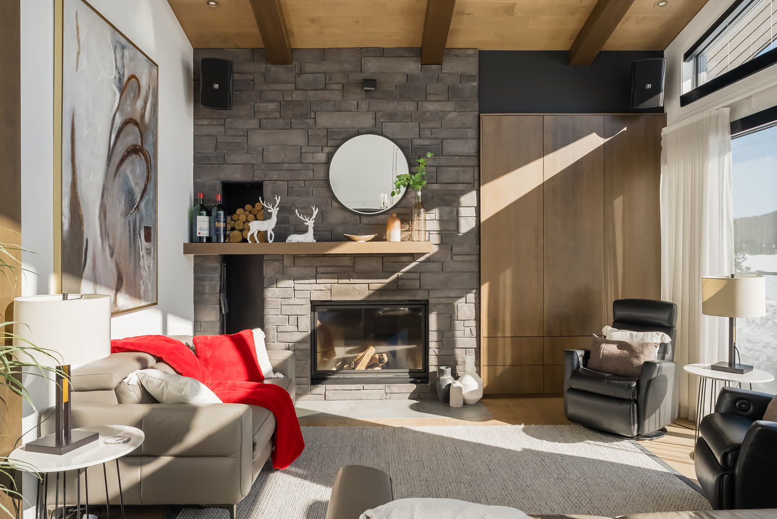Chalet contemporain au 762 Chemin Thomas-Maher, image 3