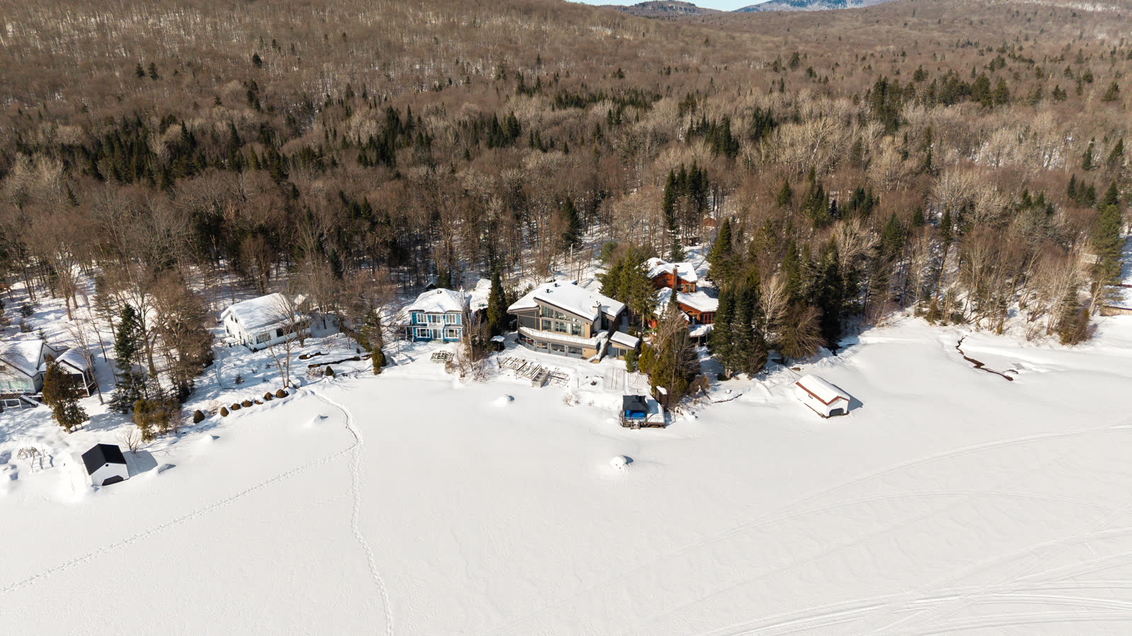 Chalet contemporain au 762 Chemin Thomas-Maher, image 24
